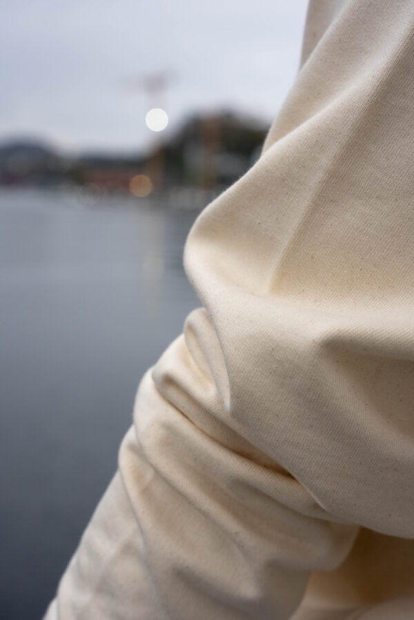 8 - Havblikk, merchkampanje 2024 - foto Johan J. Bakken Havblikk jubileum 2024 - Genser